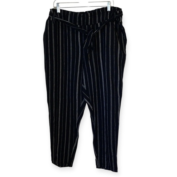 🎄MAURICES LINEN BLEND BELTED PANTS - Picture 1 of 6